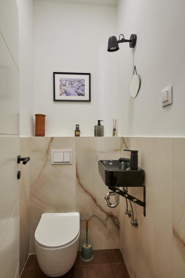 Apartments Maruna 察夫塔特 外观 照片